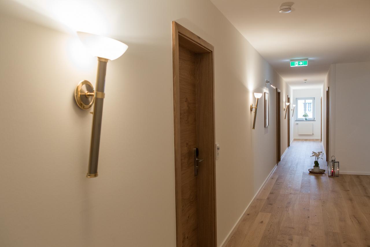 Hotel Wirtshaus Am Schloss Aicha vorm Wald Kültér fotó